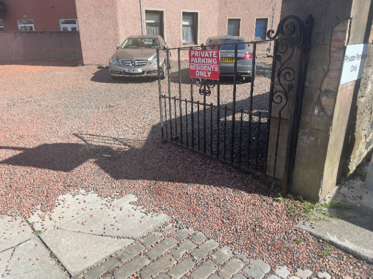 1 bedroom flat Medowbank 