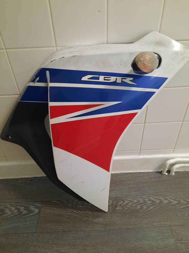 image for Cbr125r right side panel 