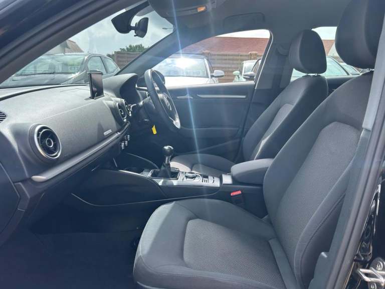  Audi A3 1.0 TFSI SE Sportback Euro 6 (s/s) 5dr Petrol