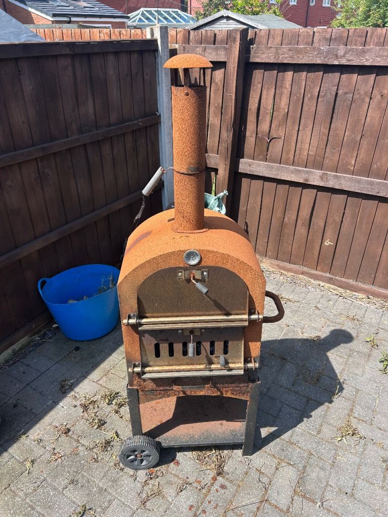 Free Rusty Garden Pizza/ BBQ Oven on Wheels
