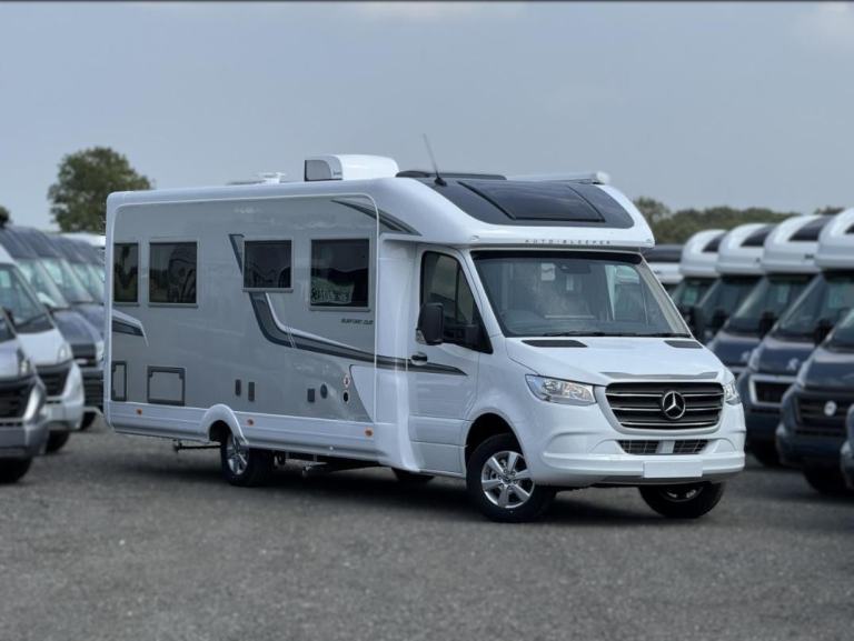 Auto-Sleepers Burford Duo 4 Berth Automatic Twin Beds Luxury VAT Qualifying