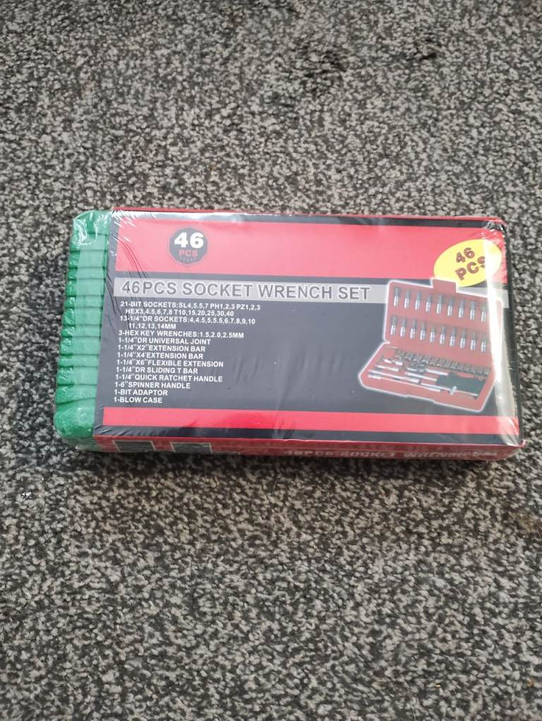 46 piece Socket and Wrench Set 