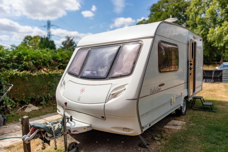 2003 Ace Jubilee Ambassador Caravan