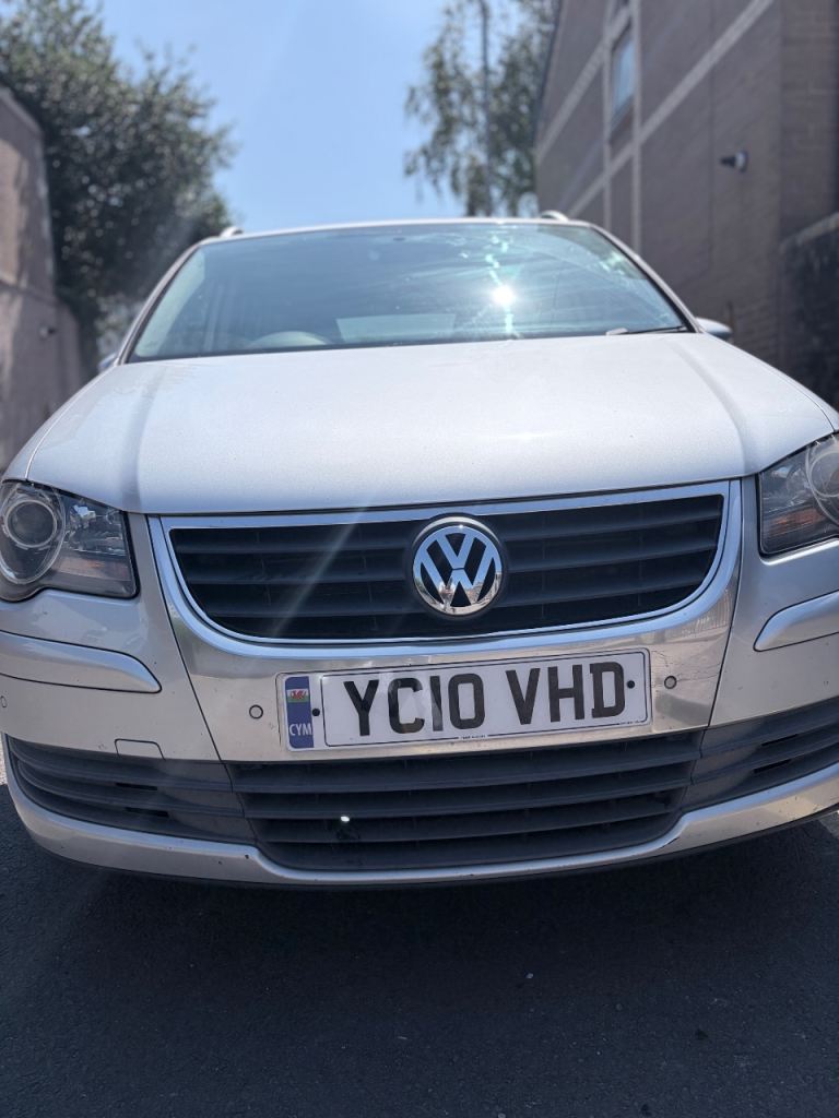 Volkswagen, TOURAN, MPV, 2010, Manual, 1968 (cc), 5 doors