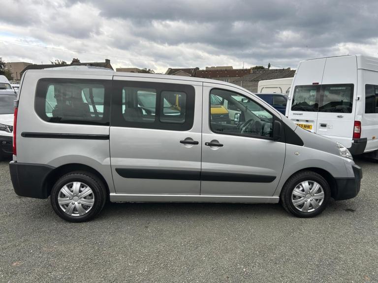 2015 Peugeot Expert Tepee 2.0 HDi L1 130 Comfort 5dr [9 Seats] MPV Diesel Manual