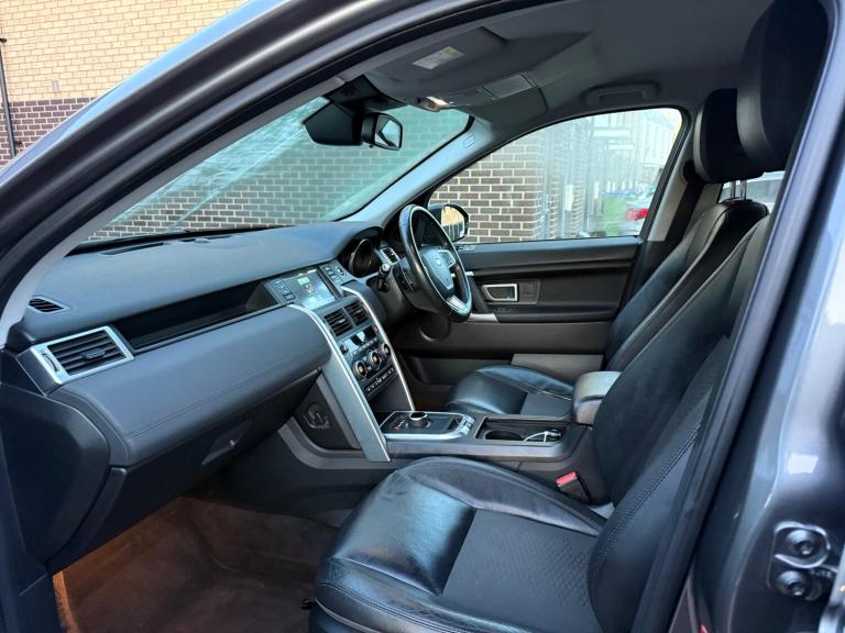 2017 Land Rover Discovery Sport 2.0 TD4 180 SE Tech 5dr Auto ESTATE Diesel Automatic