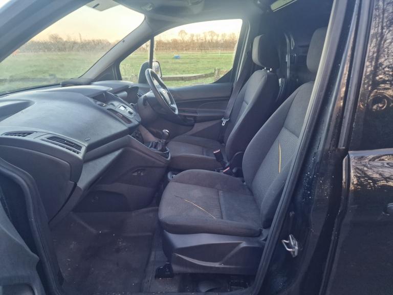 2016 Ford Transit Connect Black  Low 120k Miles  Spares Repairs  ULEZ Euro 6