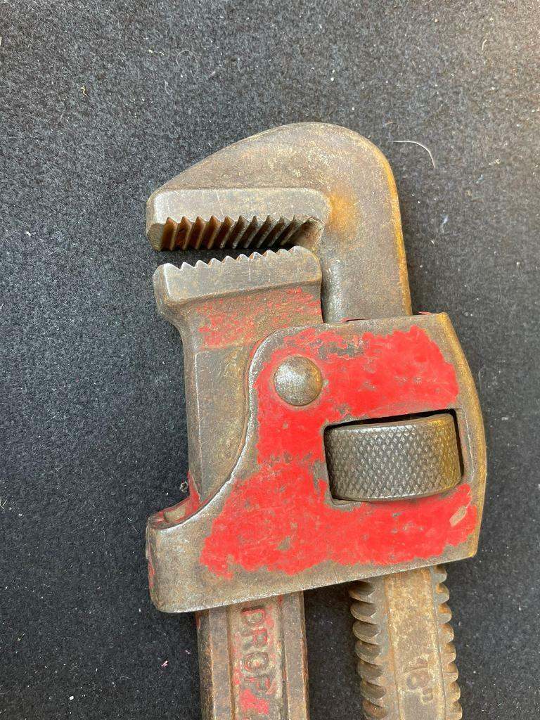 PIPE WRENCH18” heavy duty drop forged steel  