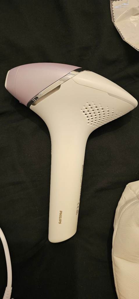 Philips Lumea 9900 Series IPL Hair Removal – Corded, Like New