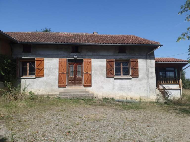 French rustic property 85m2/250m2/4800m2