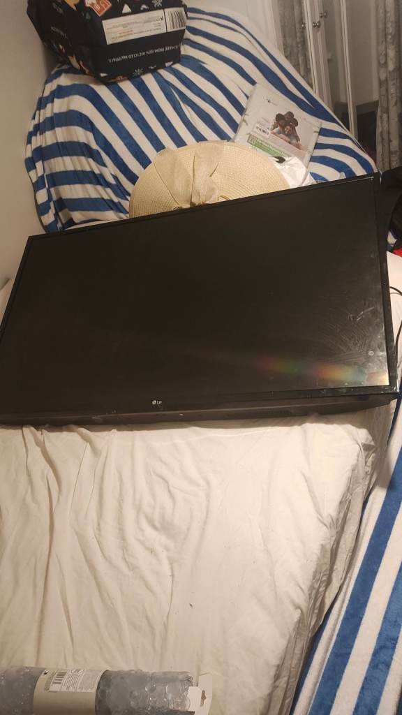 LG Smart TV – Good Working Condition