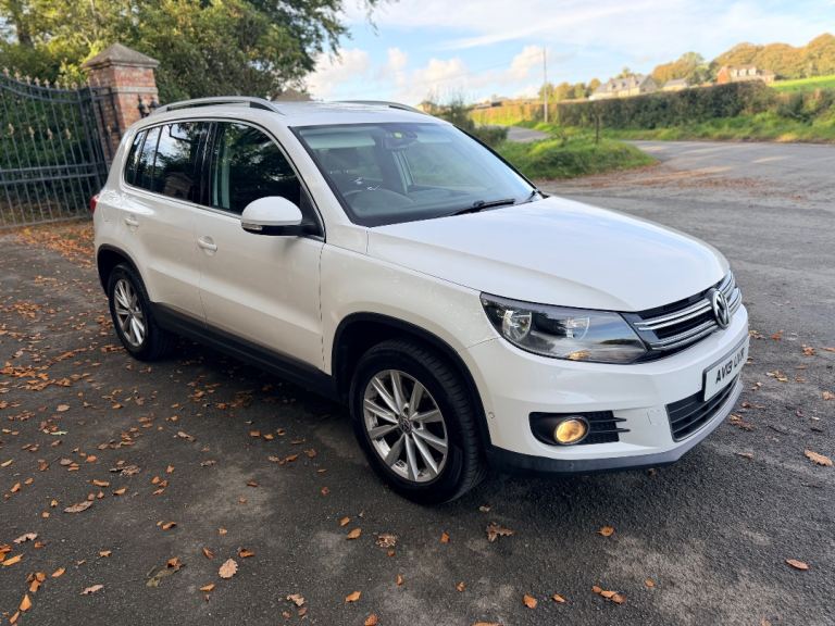 Volkswagen, TIGUAN, Estate, 2013, Semi-Auto, 1968 (cc), 5 doors