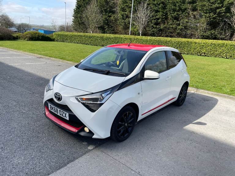 Toyota, AYGO, Hatchback, 2018, Manual, 998 (cc), 5 doors