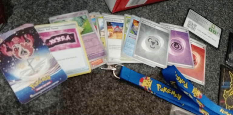 New set Pokemon bundle 