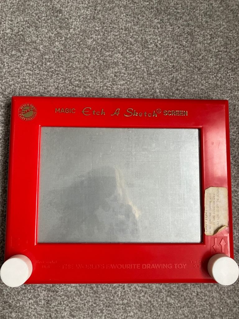 Etch a sketch. Vintage 1990’s. Good working order 