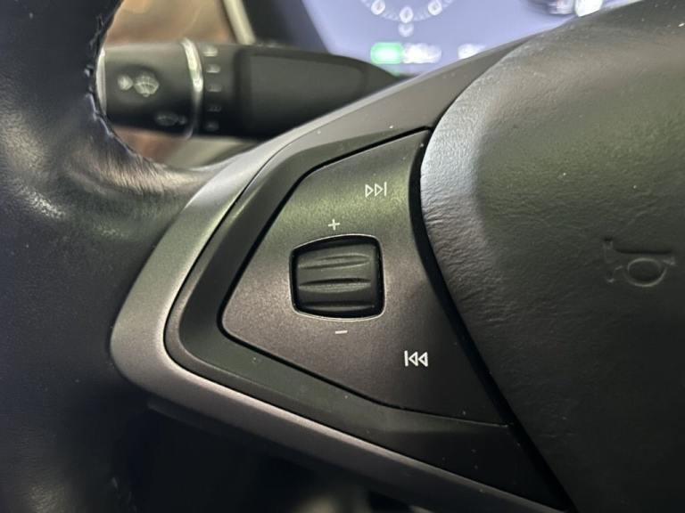 2019 Tesla Model X 100D (Dual Motor) SUV 5dr Electric Auto 4WDE (417 bhp) HATCHBACK ELECTRIC Auto...