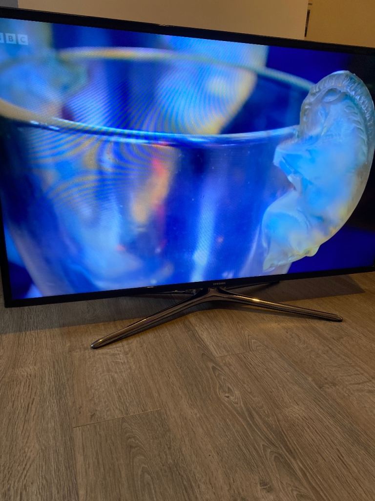 Samsung Smart 46 inch TV – Black, Good Condition