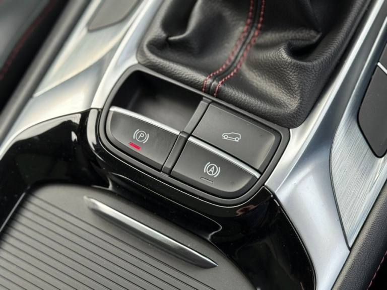 2020 MG MG HS 1.5 T-GDI Exclusive SUV 5dr Petrol Manual Euro 6 (s/s) (162 ps) ESTATE Petrol Manual