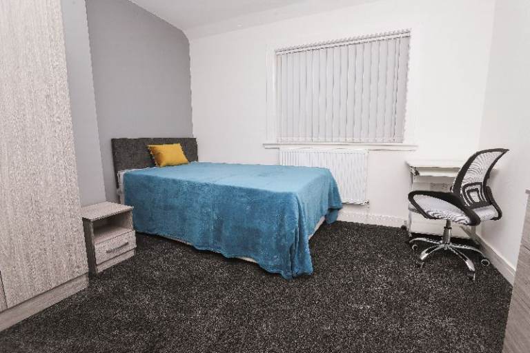 ***EN-SUITE house share BILLS INCLUDED!!!***