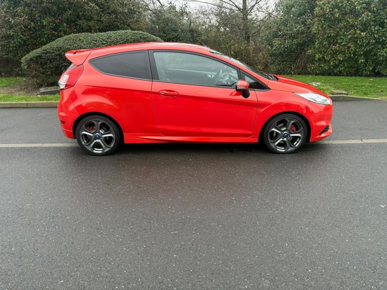 2015 Ford Fiesta 1.6 EcoBoost ST-3 3dr HATCHBACK Petrol Manual