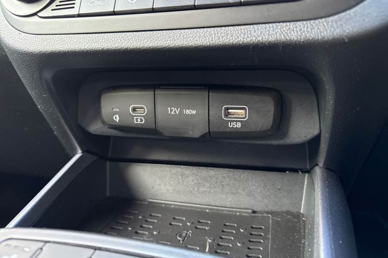 2024 Hyundai i10 1.2 Premium Euro 6 (s/s) 5dr Hatchback PETROL Manual