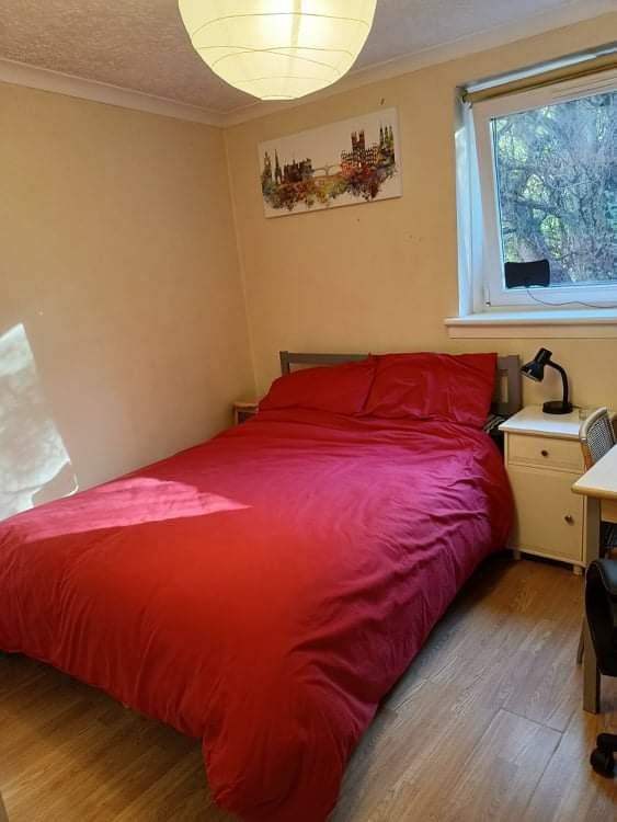  Edinburgh Oxgangs One Double Bedroom to Rent