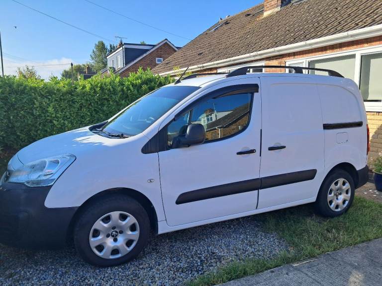 Peugeot Partner Campervan day van NO VAT