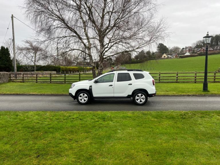 DACIA DUSTER 1.5 dCi 115PS ESSENTIAL 4X4 4WD COMMERCIAL VAN 22 REG 63,400 MILES
