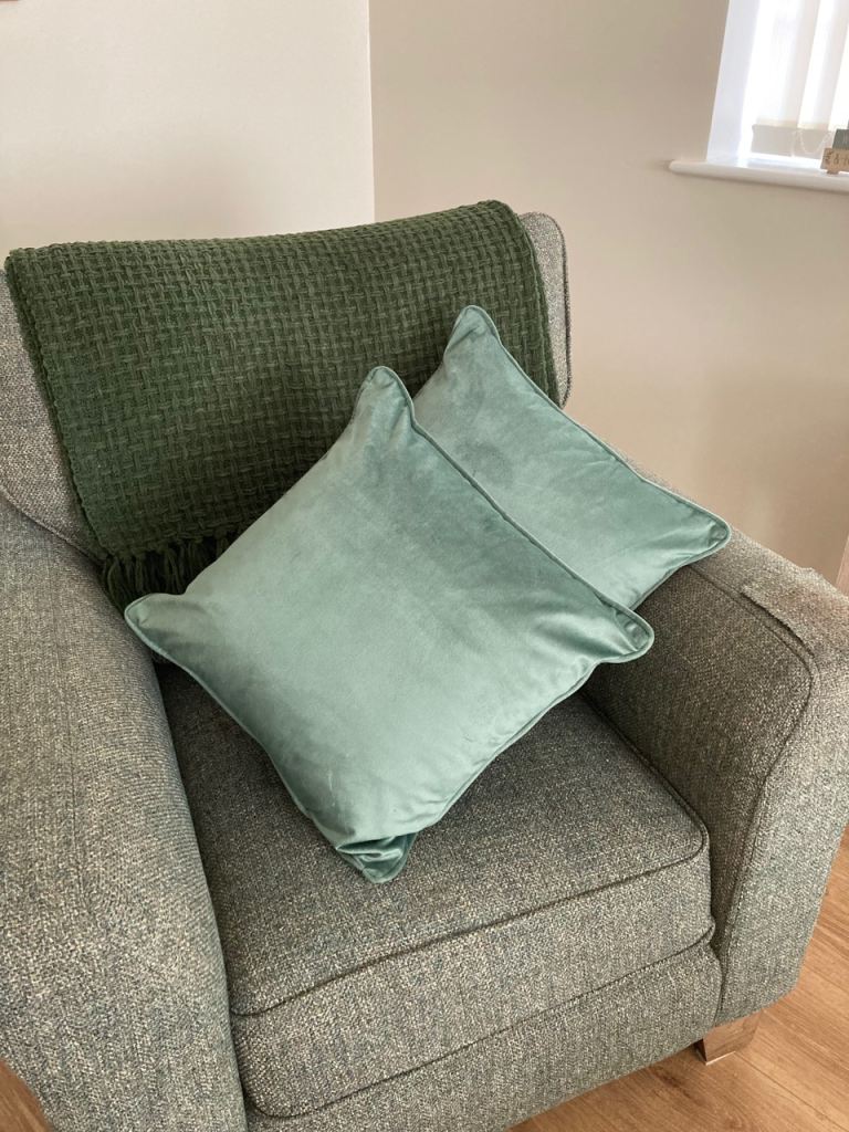 NEXT Green Velvet Cushion Covers (Pair) – As Good As New