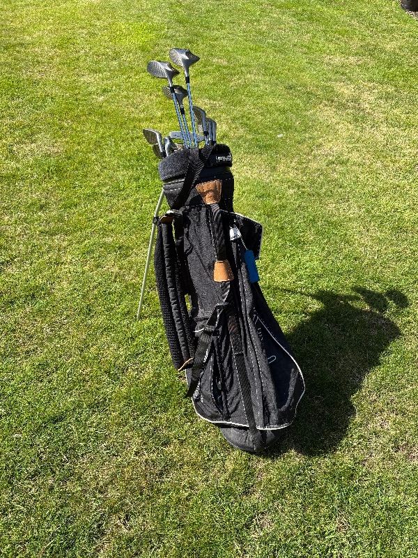 Full Set of Left Handed Golf clubs and Ping Golf Bag