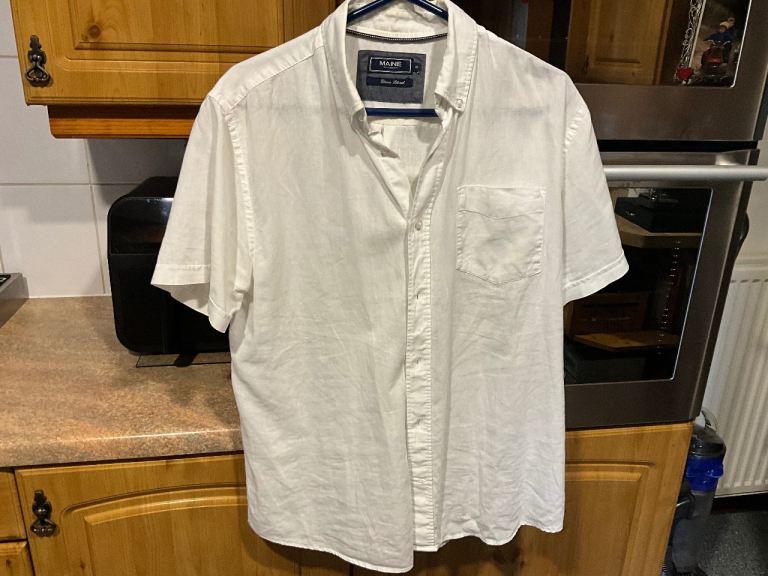 MAINE short sleeve shirt size medium in IMMACULATE CLEAN CONDITION thanks