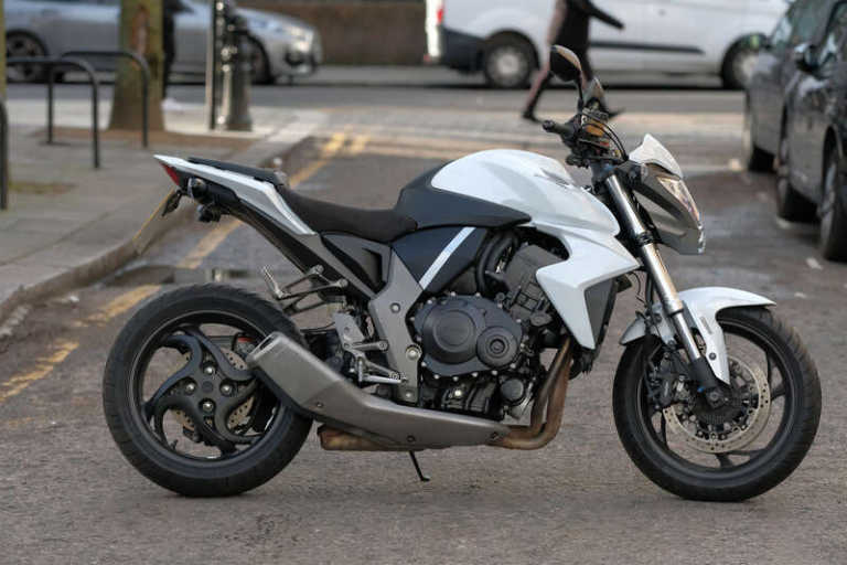  Honda CB1000R Manual