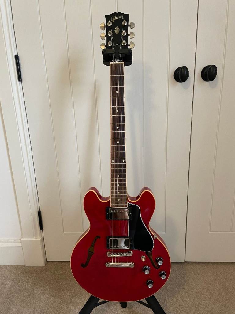 GIBSON ES-339 in Excellent Condition Cherry 2019 PRICE DROP