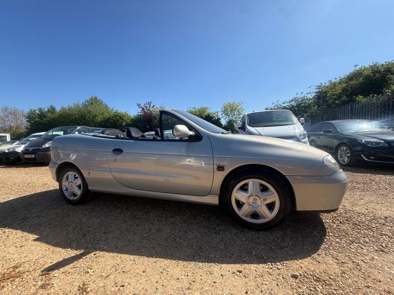2001 Renault Megane 1.6 16v Sport Alize Convertible 2dr Petrol Automatic (174 g/km, 110 bhp) CONV...