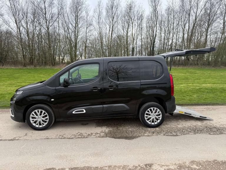 2020 Citroen Berlingo EAT8 1.5 Hdi Automatic WHEELCHAIR ACCESSIBLE VEHICLE WAV MPV Diesel Automatic