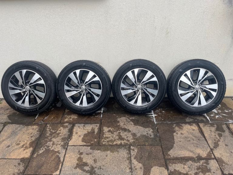 Volkswagen 15” alloy wheels 