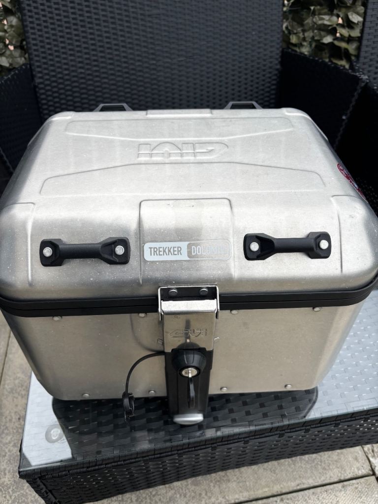 Motorbike Top Box ( universal Mount )