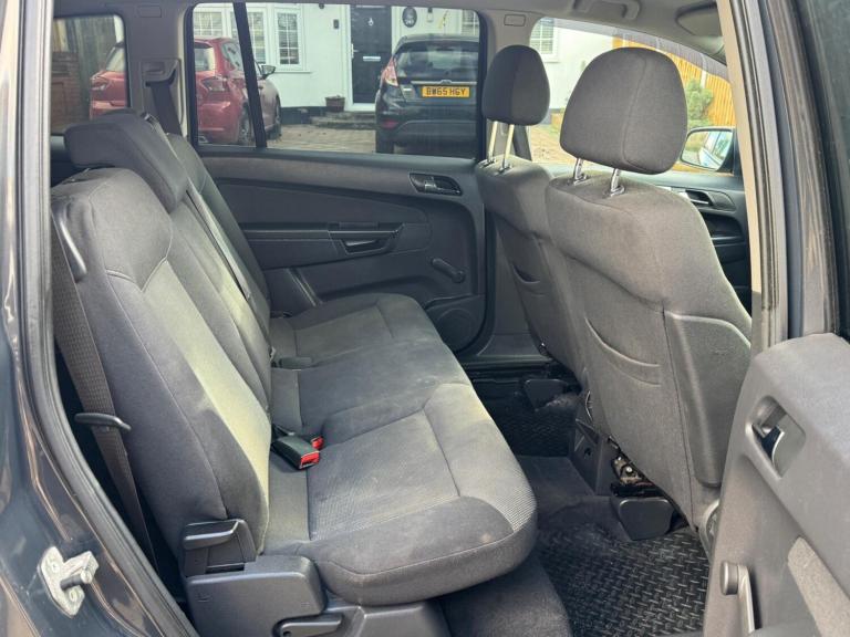 2012 Vauxhall Zafira 1.6 16V Exclusiv Euro 5 5dr MPV Petrol Manual