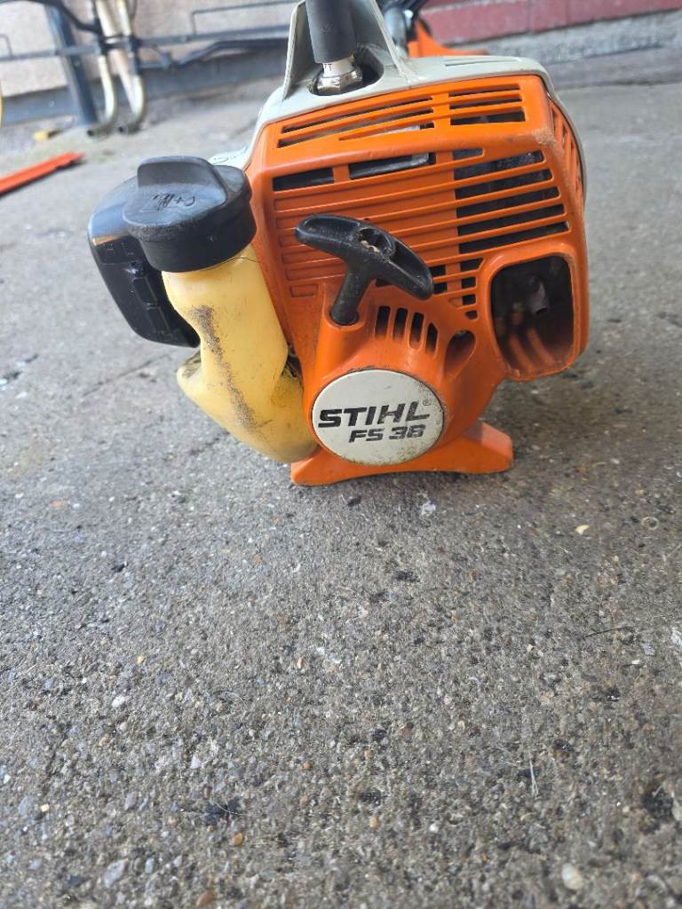 Stihl FS 38 Petrol Strimmer - Good Working Order