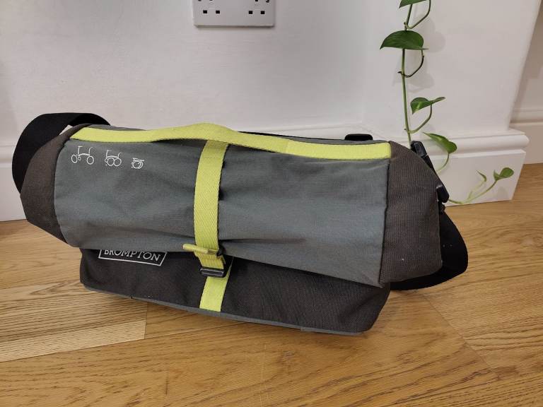 Brompton bike Roll Top Bag