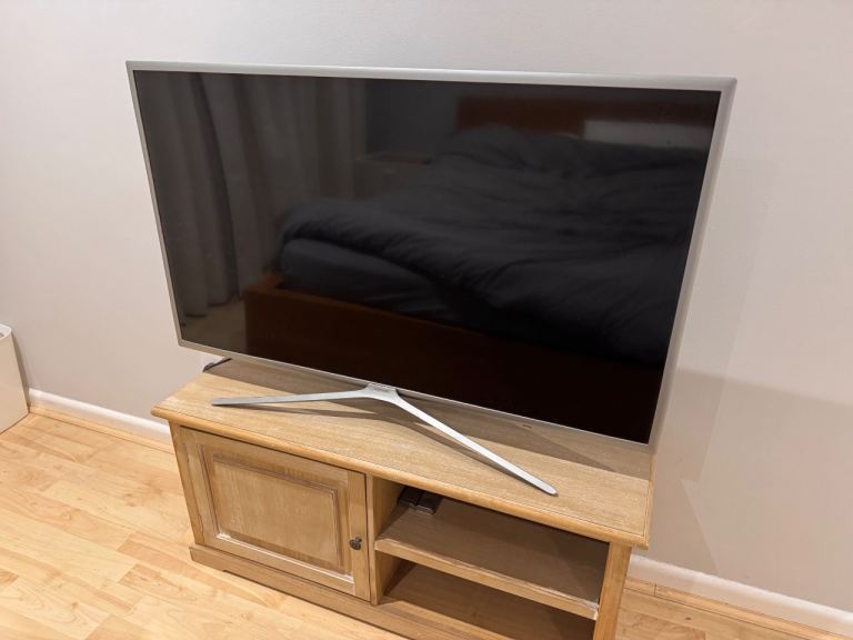 Mayfield TV Stand (TVs up to 40”)