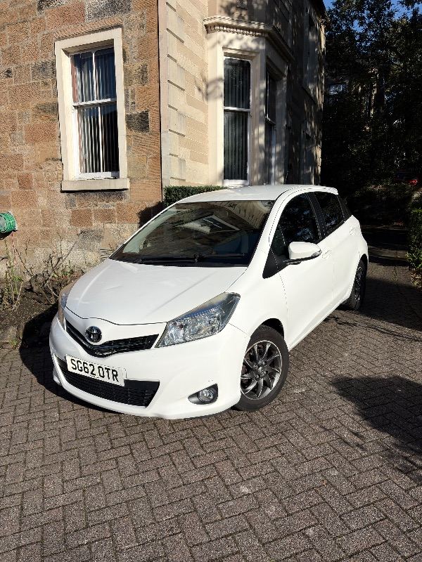 2012 Toyota YARIS