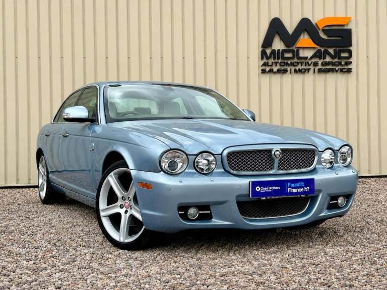 2008 Jaguar XJ XJ 2.7 TDVi Sovereign 4dr Auto SALOON DIESEL Automatic