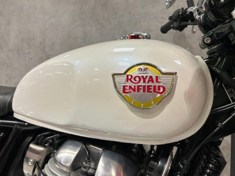 2024 Royal Enfield Interceptor 650 - 1886 miles - 1 OWNER! - STUNNING!