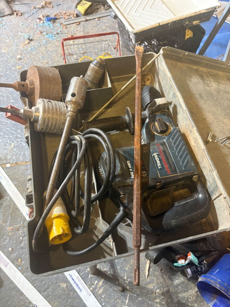 Bosch gbh 4 SDS drill Chisel 110 volt