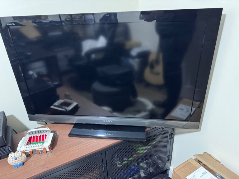 Sony 45” TV