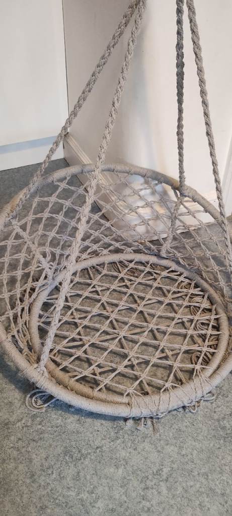 Grey Woven Hanging Chair – Good Condition