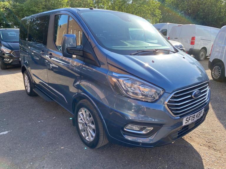 2019 19 Reg Ford Tourneo Custom Titanium 2.0TDCi 4 Seater With Wheelchair Access