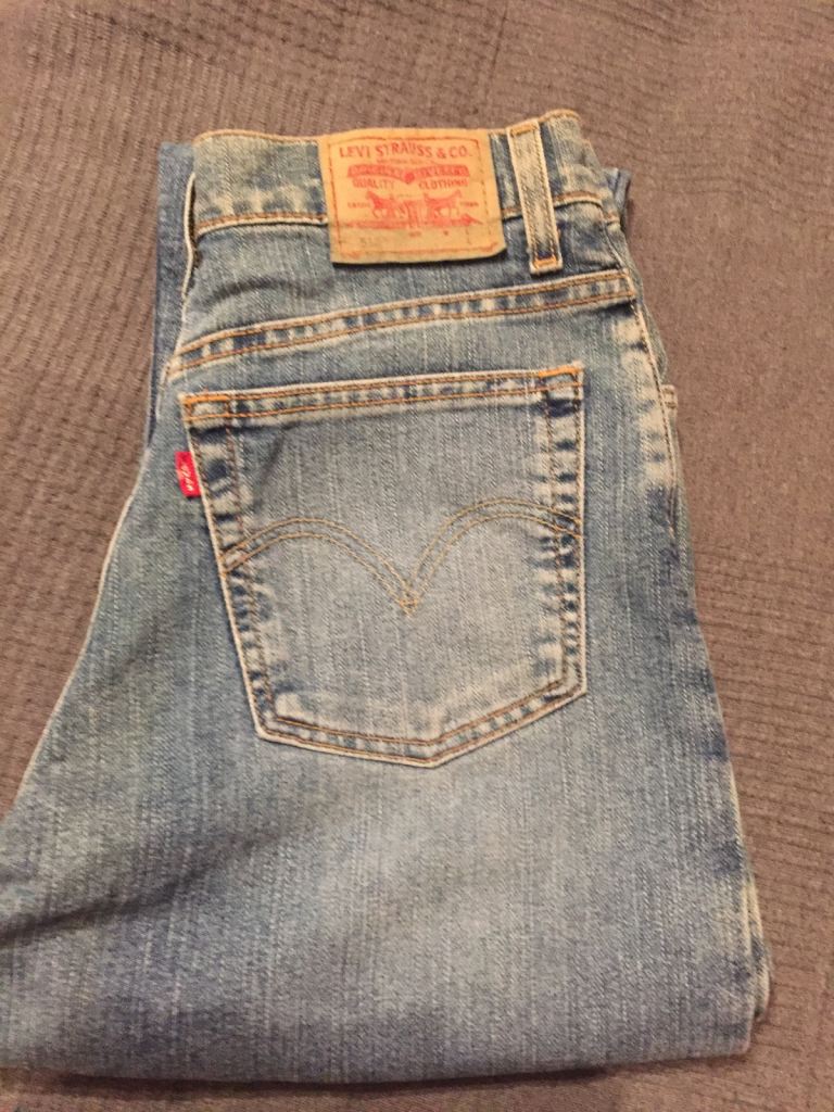 Ladies Levi jeans