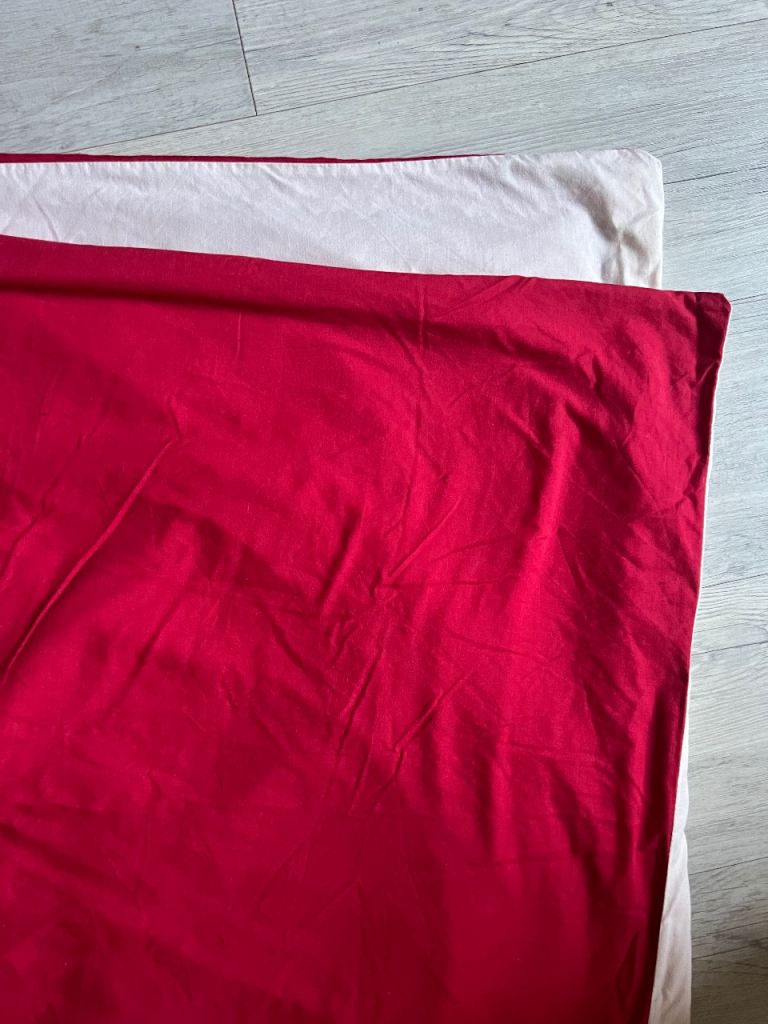 King size Duvet cover, pillow cases and sheet